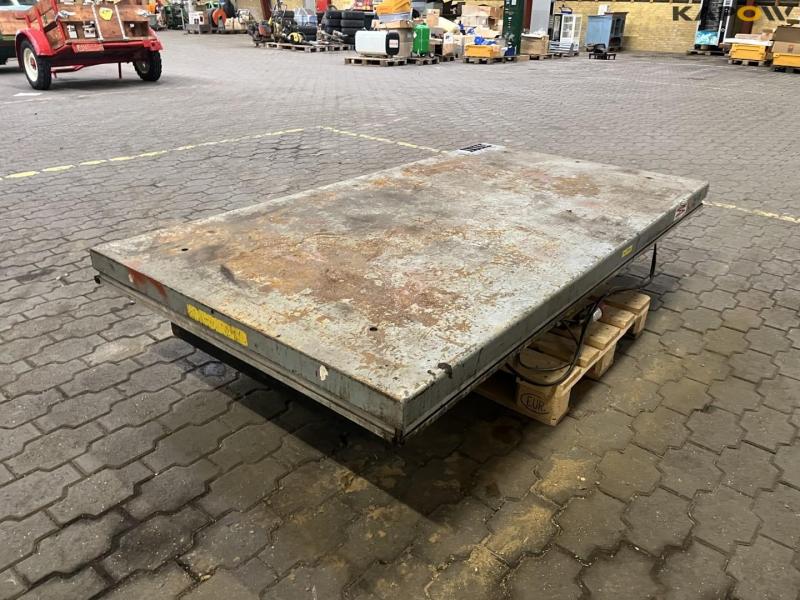 Saxlift 3000kg 5