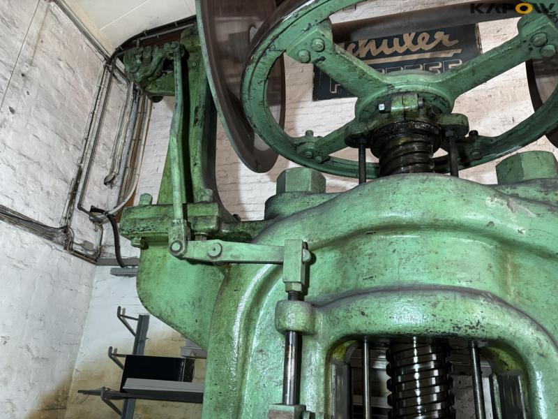 Schuler spindel presser 9