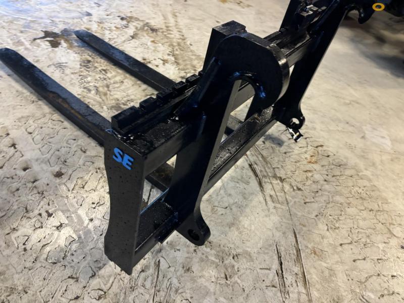 SE pallegafler med Volvo hitch 9