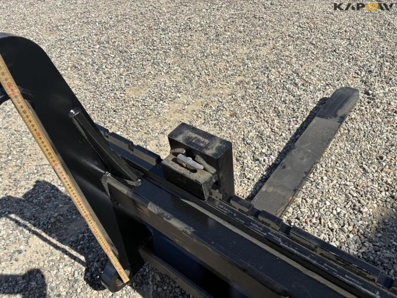 SE pallegafler med Volvo hitch 12