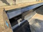 SE skovl med Manitou hitch 12