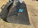 SE skovl med Manitou hitch 14