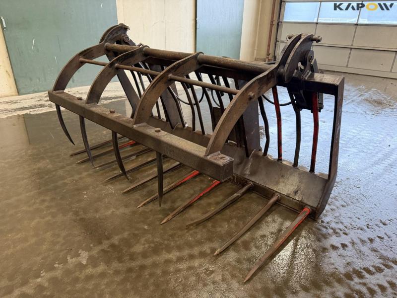 Siloklo med Volvo hitch 1