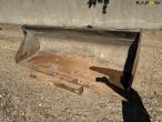 Skovl med Manitou hitch 1