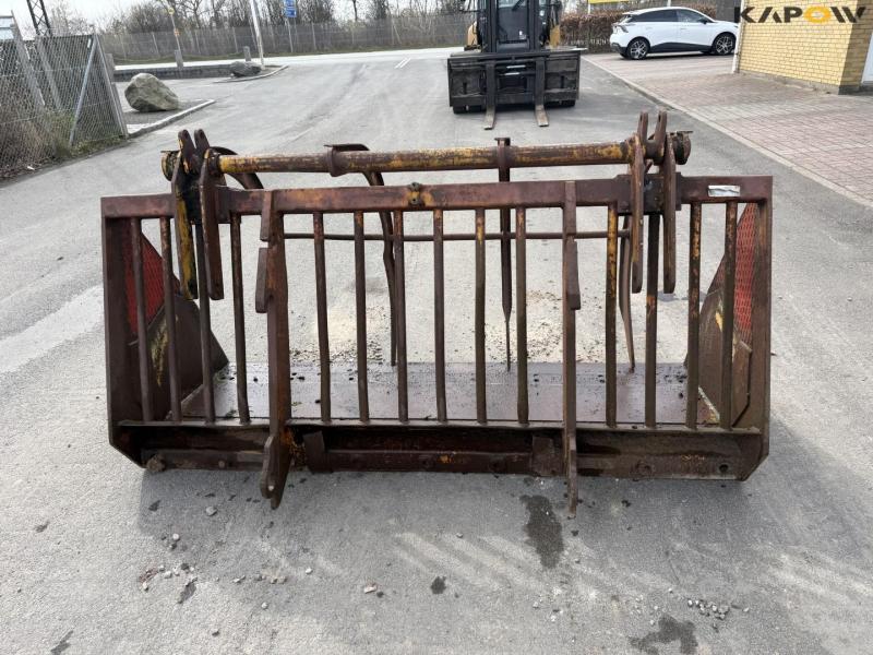 Skovl med overfaldsklo 6