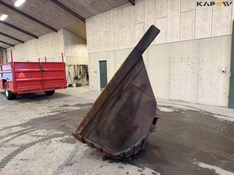 Skovl med S70 hitch 7