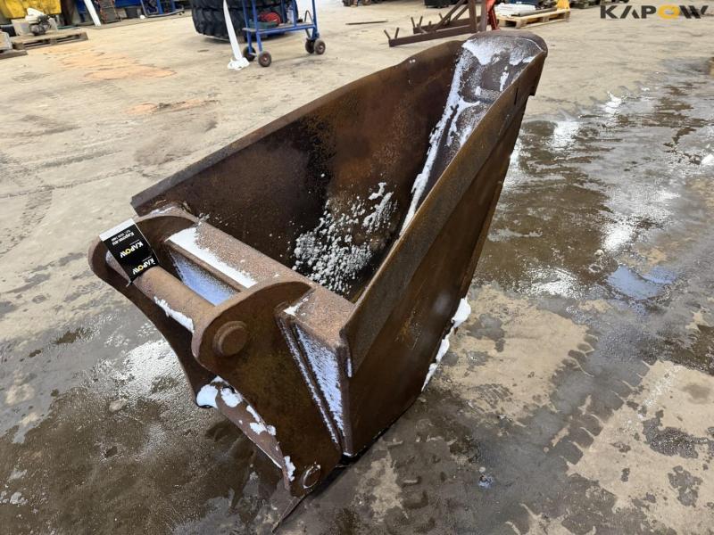 Skovl med S70 hitch 5