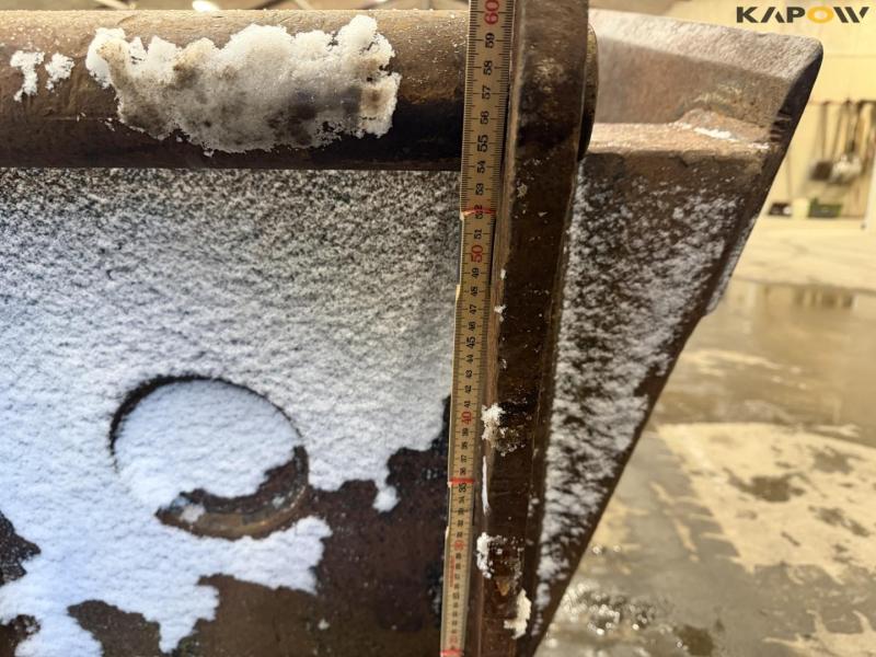 Skovl med S70 hitch 9