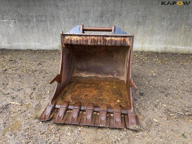 Skovl med S80 hitch 2