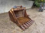 Skovl med S80 hitch 3