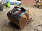 Skovl med S80 hitch 5