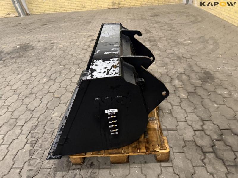 Skovl med Weidemann hitch 8