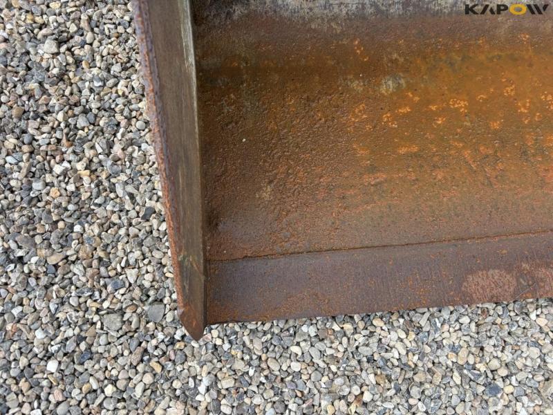 Skovl med manitou hitch 13