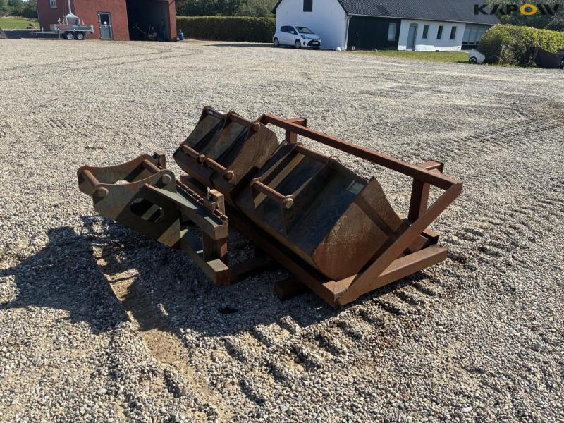 Skovlholder, skovl og pallegafler med Hydrema hitch 5
