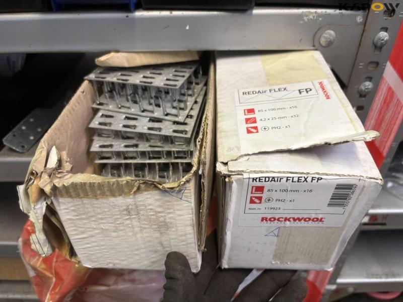 Skruer og diverse 72