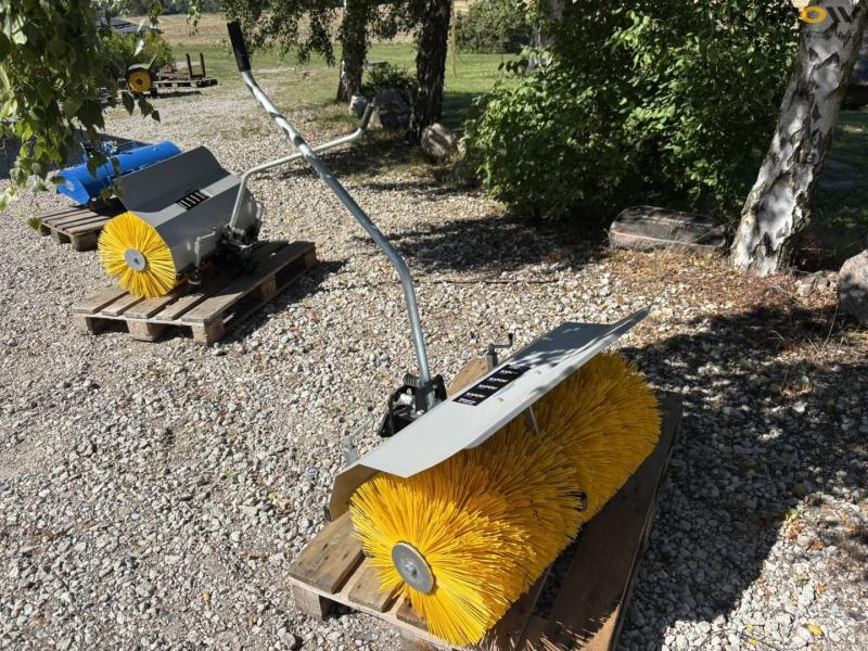 Ferrari FB 81 kost 3