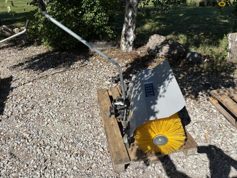 Ferrari FB 81 kost 4