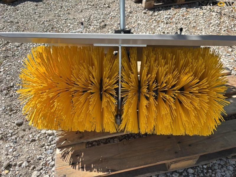 Ferrari FB 81 kost 11