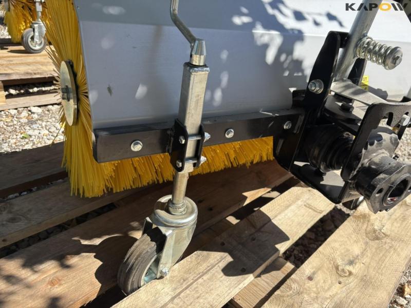 Ferrari FB 81 kost 16