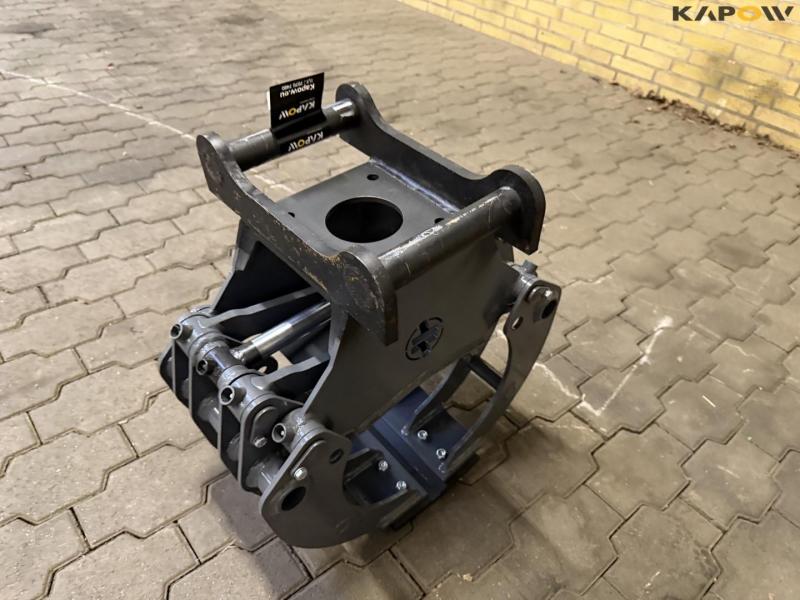 Sortergrab med S40 hitch 7