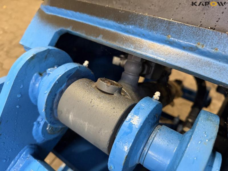 Sortergrab med S60 hitch 10