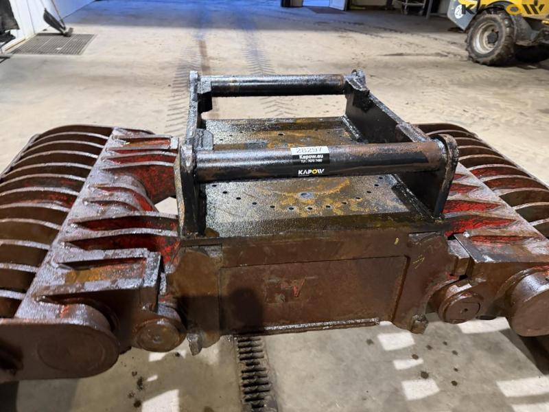 Sortergrab med S70 hitch 10