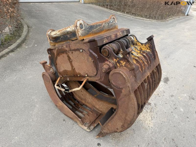 Sortergrab med S70 hitch 1