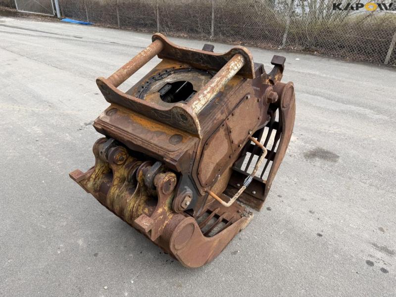 Sortergrab med S70 hitch 3