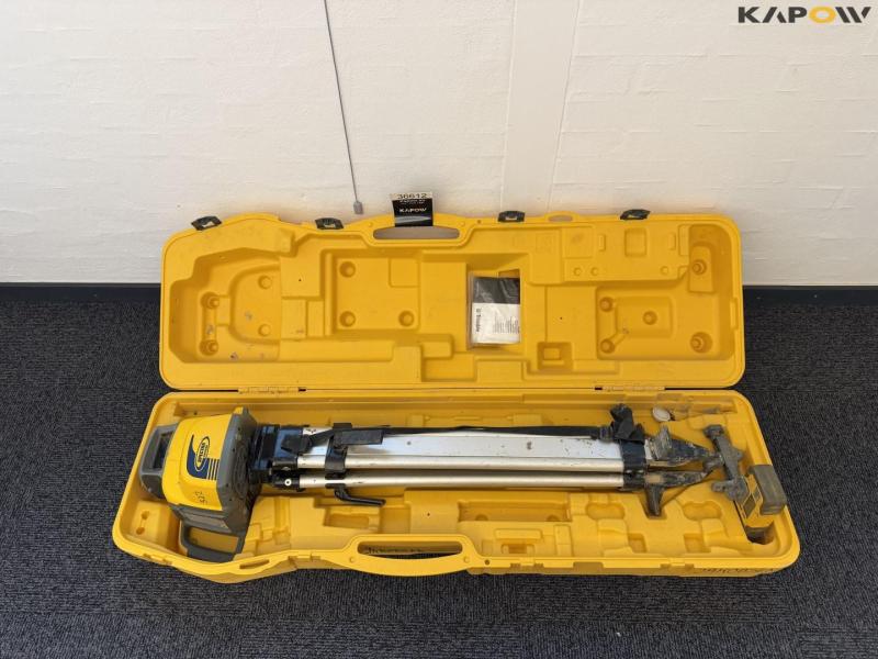 Spectra trimble LL300N rotationslaser med stativ 2