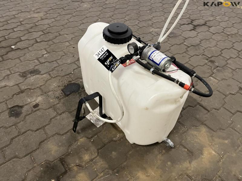 Sprøjtetank med pumpe 5