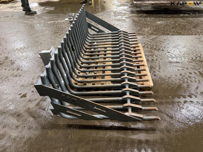 Stengreb med John Deere hitch 4