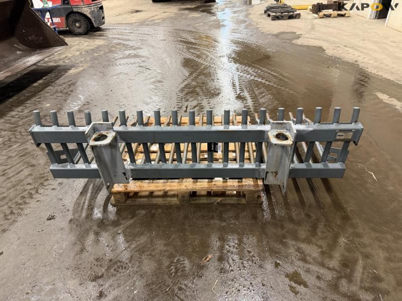 Stengreb med John Deere hitch 6