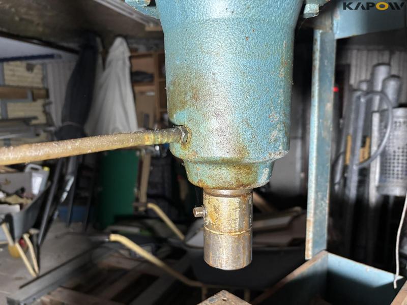 Stenhøj 25 ton presser 14