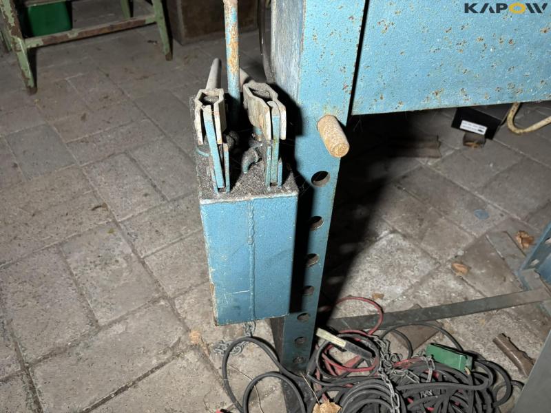 Stenhøj 25 ton presser 16