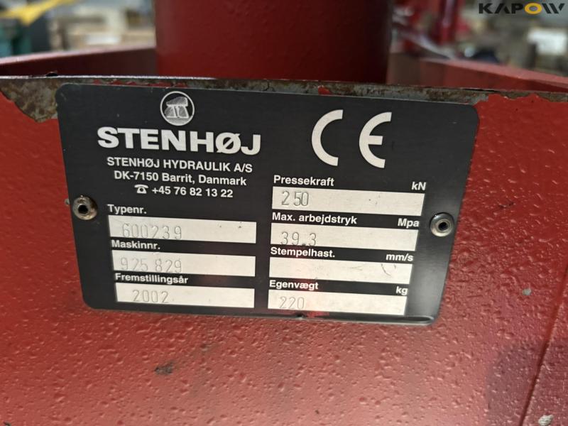 Stenhøj 25 ton presser 11