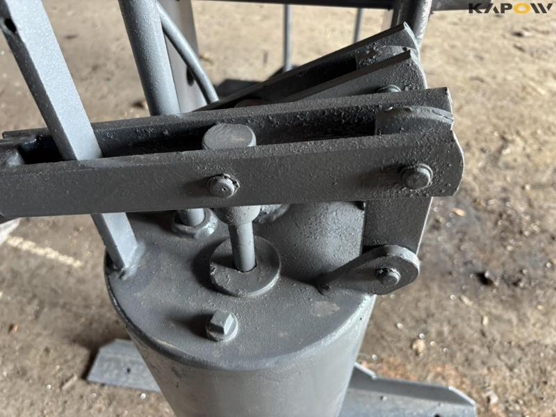 Stenhøj 40 ton presser 10