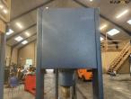 Stenhøj 40ton presser 19