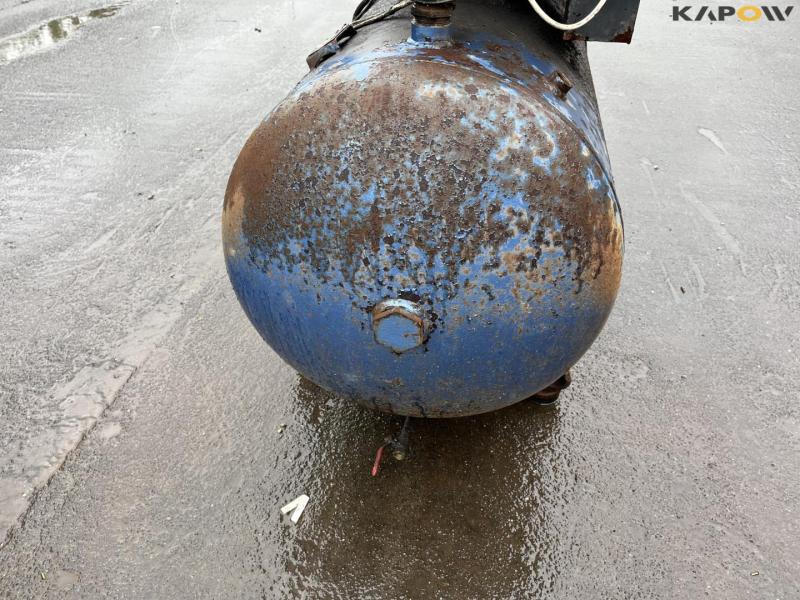Stenhøj 500 liter kompressor 15