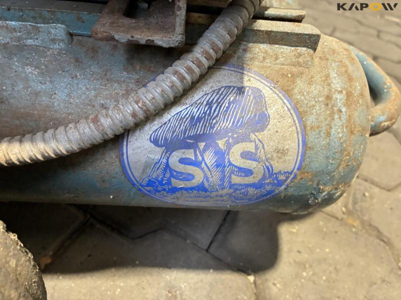 Stenhøj kompressor 11