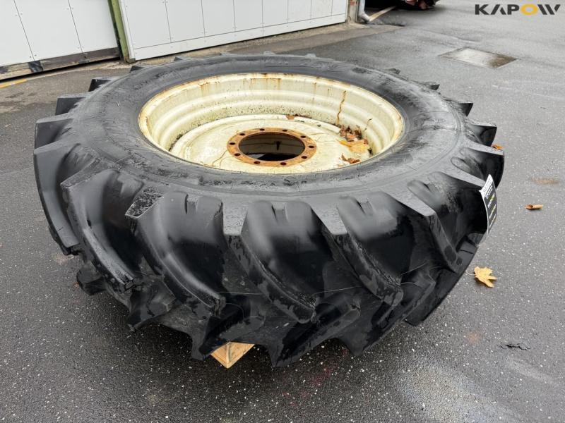 Stomil 520/70-R38 komplet hjul 2