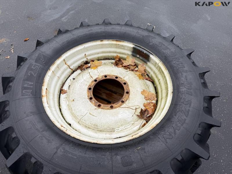 Stomil 520/70-R38 komplet hjul 9