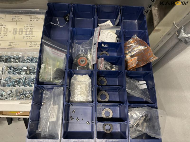 Stort parti plæneklipper reservedele 19