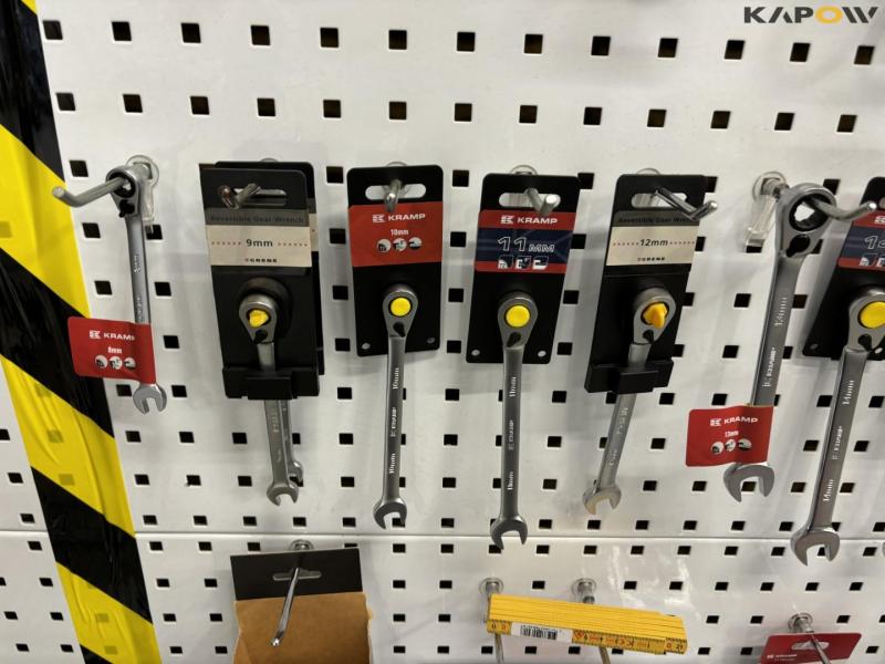 Stort parti Ringgaffelnøgler og diverse 33