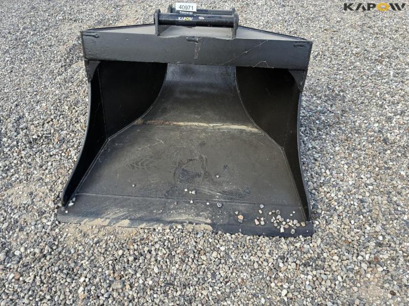Svensker skovl 100cm med hydrema hitch 2