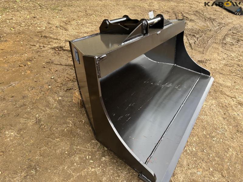 Svensker skovl 160cm med Hydrema hitch 10