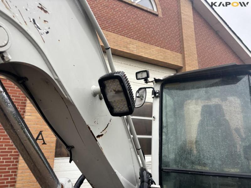 Takeuchi TB250 gravemaskine 16