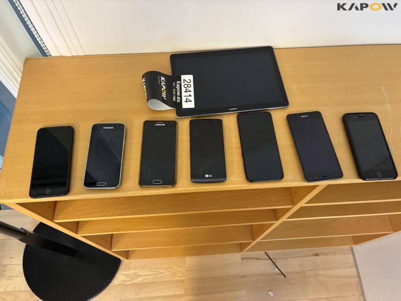 Telefoner og en tablet 1