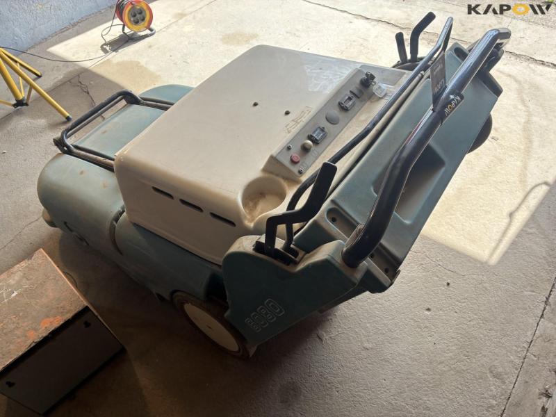 Tennant 6080 fejemaskine med opsamler 5