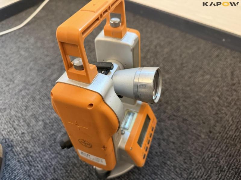 Theis DT5 digital teodolit 14