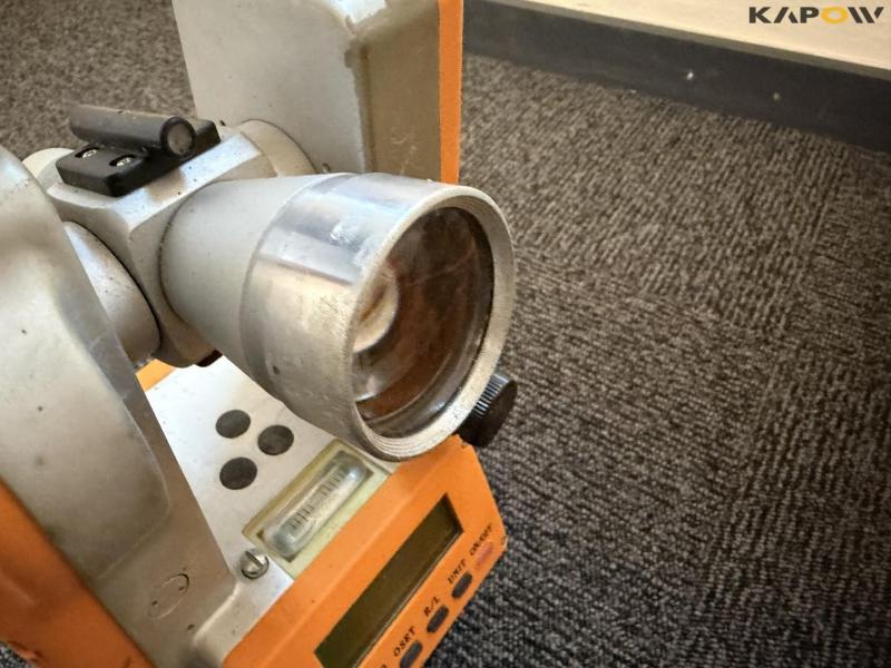 Theis DT5 digital teodolit 16